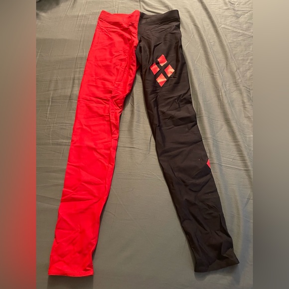 Blackmilk Batman Harley Quinn Leggings - Picture 2 of 3